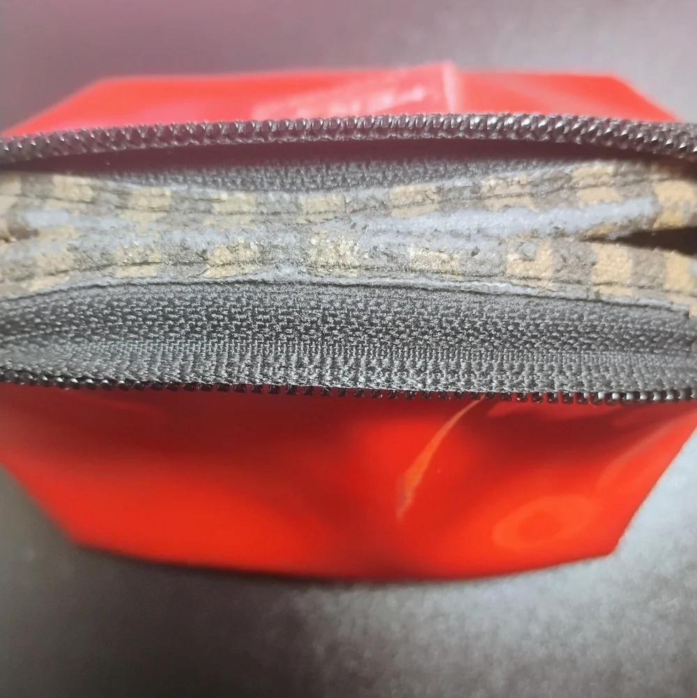 Fendi Red Pyramid Pouch – Fair, Logo Fade & Zipper Wear - Picture 14 of 15